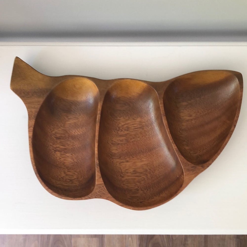 Monkey Pod Wood Divided Dish